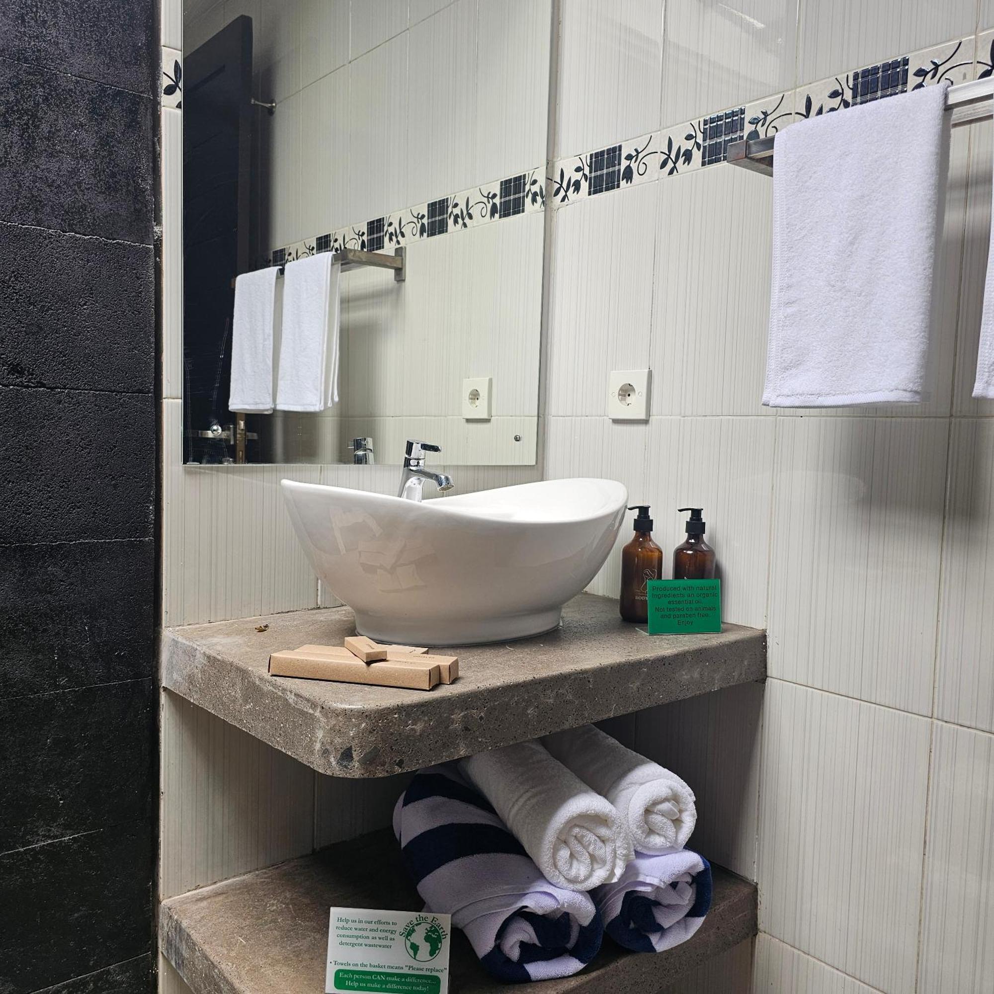 Chandi Hotel Ubud 외부 사진